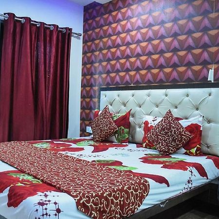 Hotel Dilip Indore Zewnętrze zdjęcie