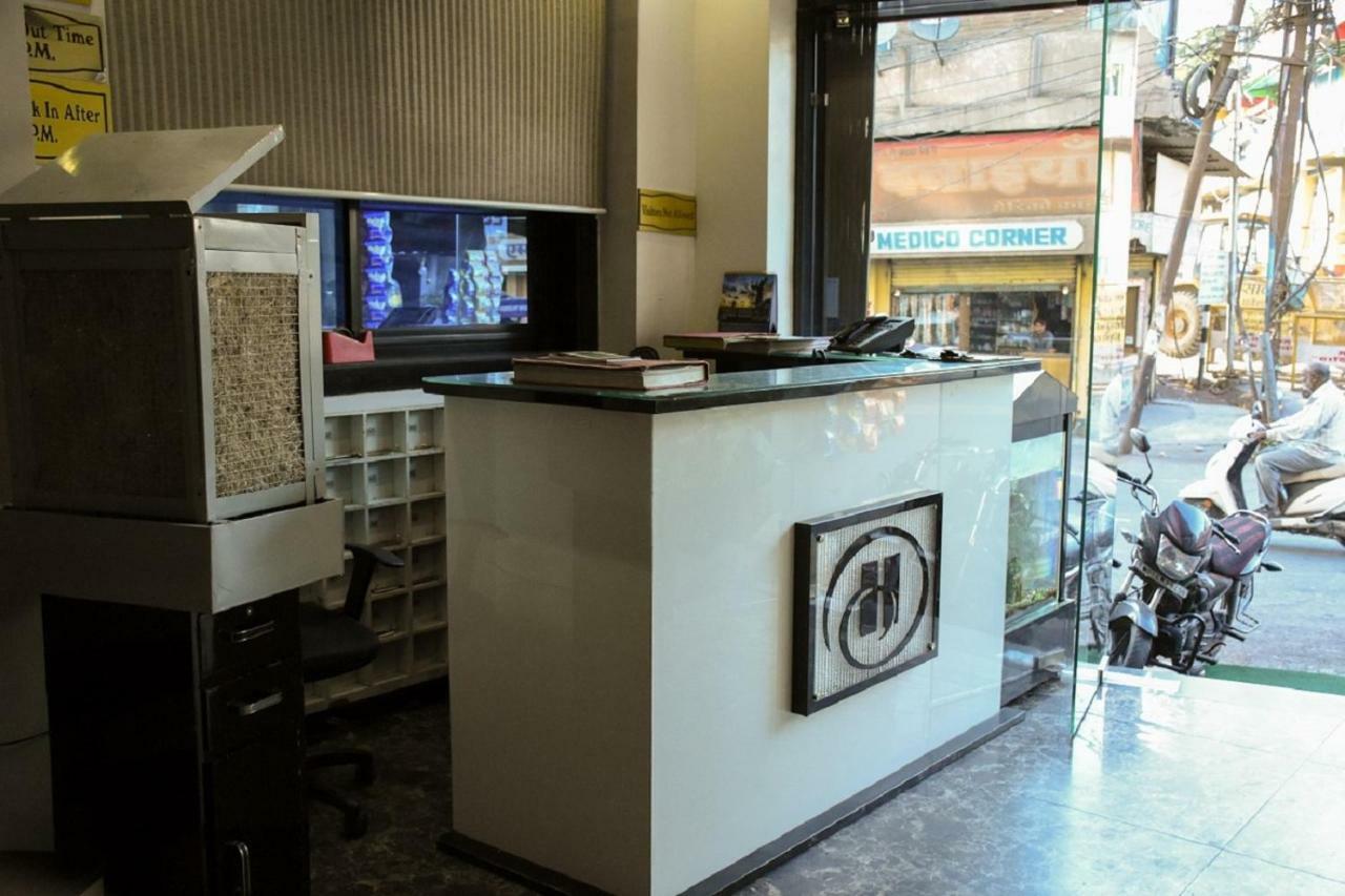 Hotel Dilip Indore Zewnętrze zdjęcie